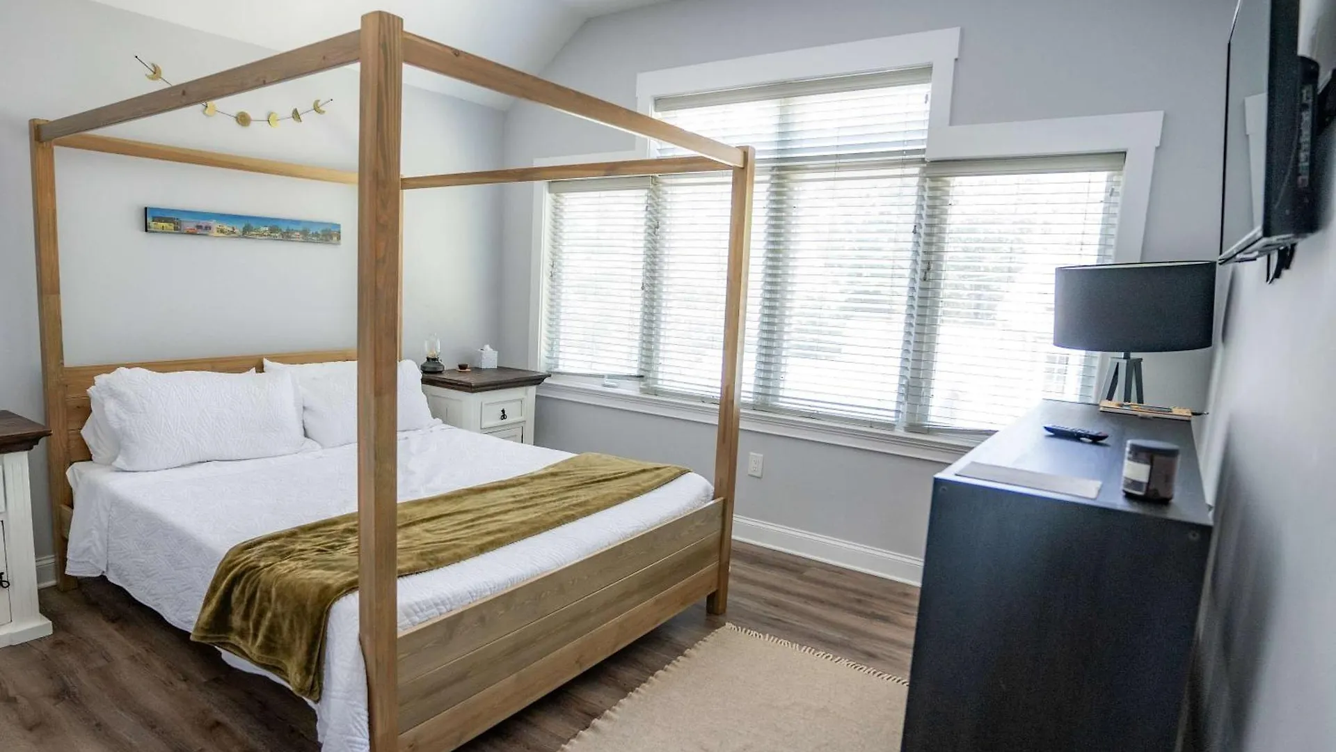 Casa de Férias King And Queen Canopy Suites Charlotte