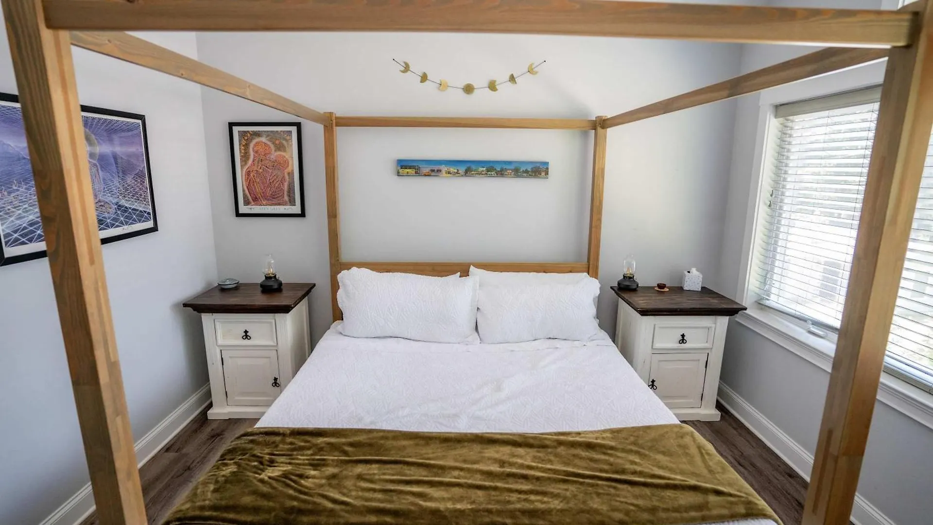 King And Queen Canopy Suites Charlotte